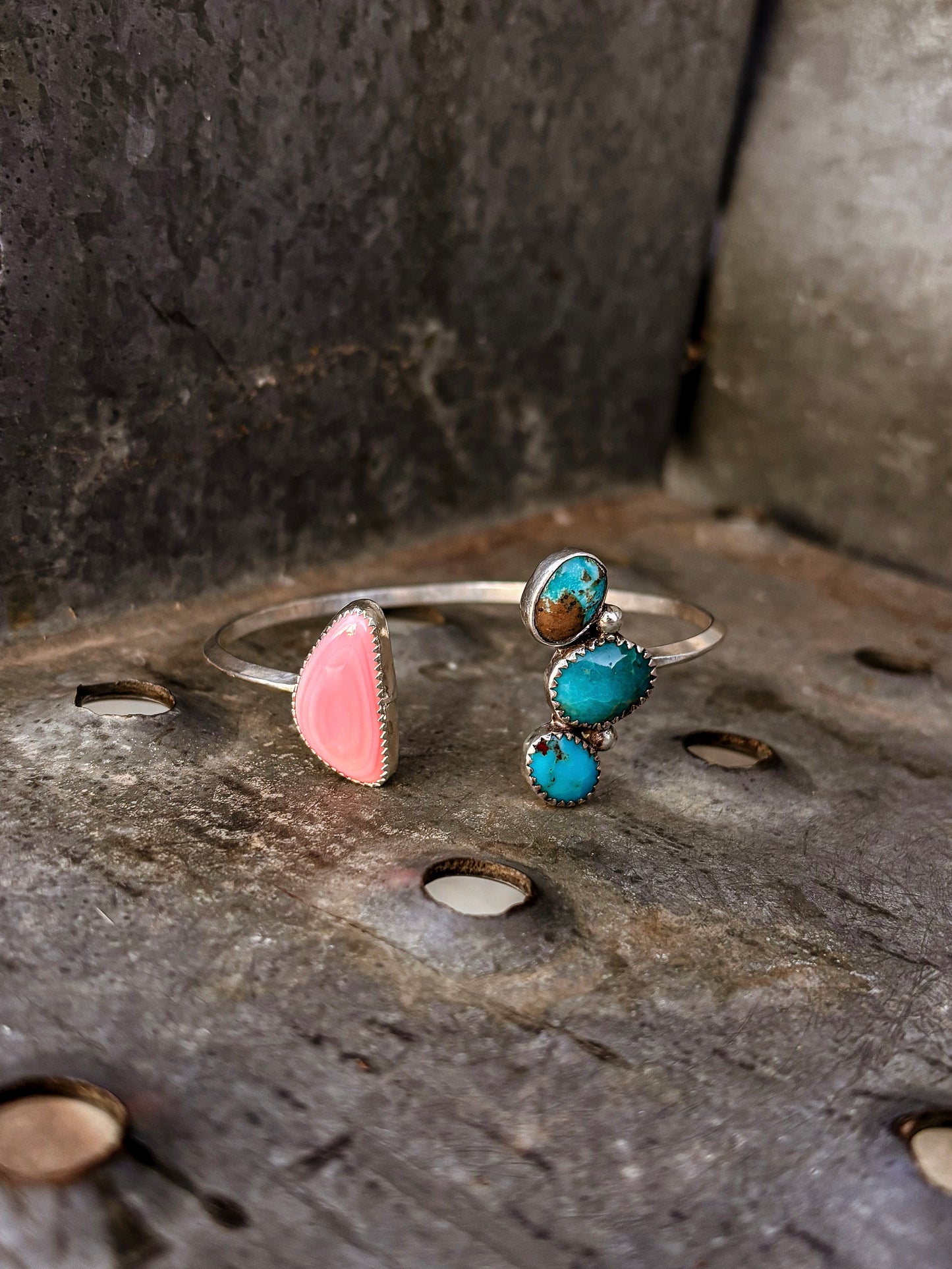 Pink Conch Split Cuff